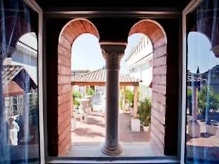 Castello Scandeluzza * Сельва-Кандиа