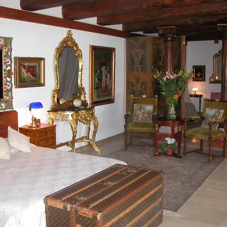 Castello Scandeluzza Сельва-Кандиа